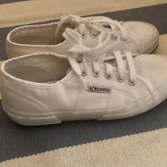Superga Classic Sneakers Size 6.5 Women's - Picture 2 of 3